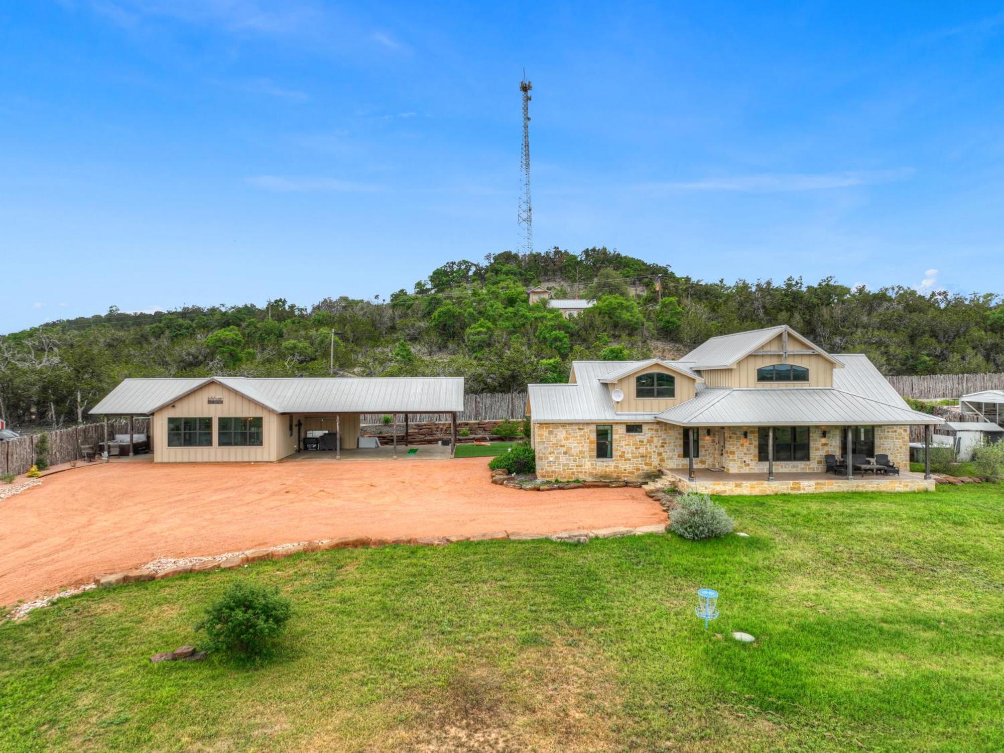 West End Luxury Retreat With Resort Style Pool And Hot Tub! Fredericksburg Exterior foto